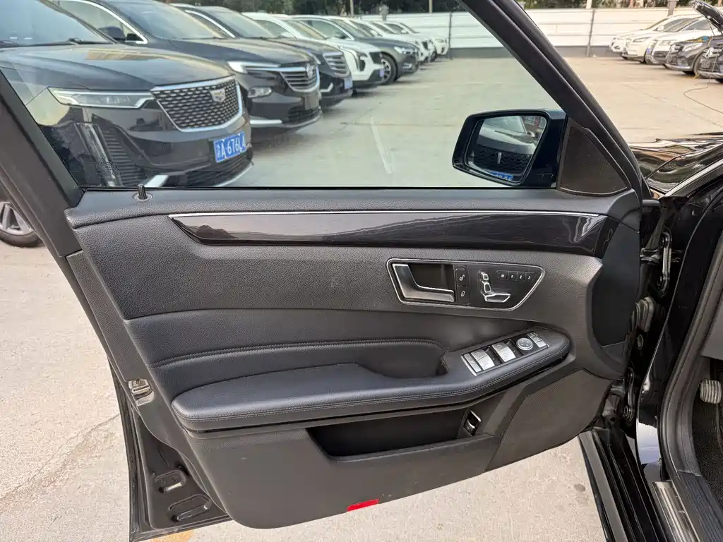 Mercedes-Benz E-Class 2015 — фото 3