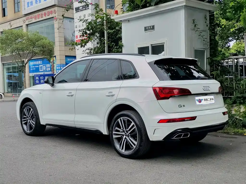 Audi Q5L 2023 — фото 4