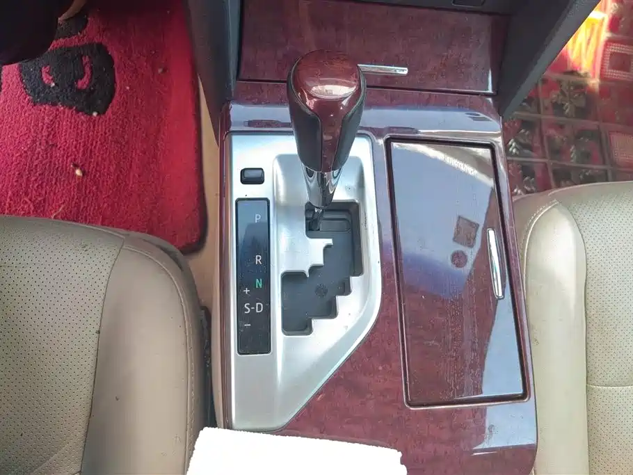 Toyota Camry 2013 — фото 16