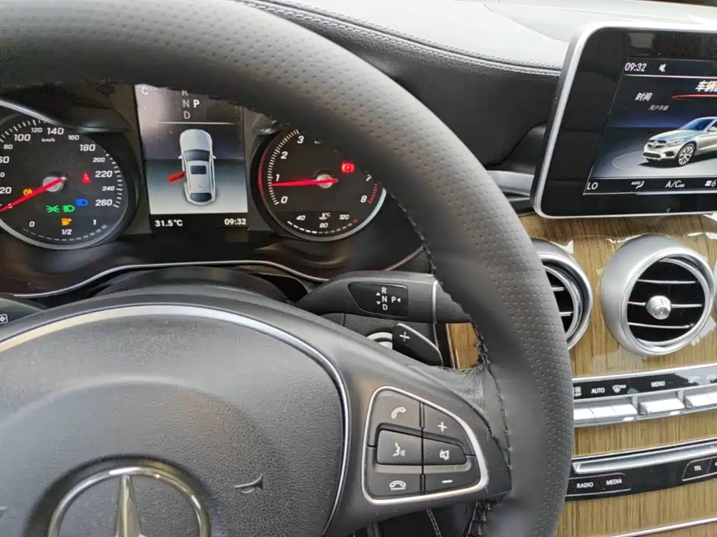 Mercedes-Benz GLC Coupe 2018 — фото 14