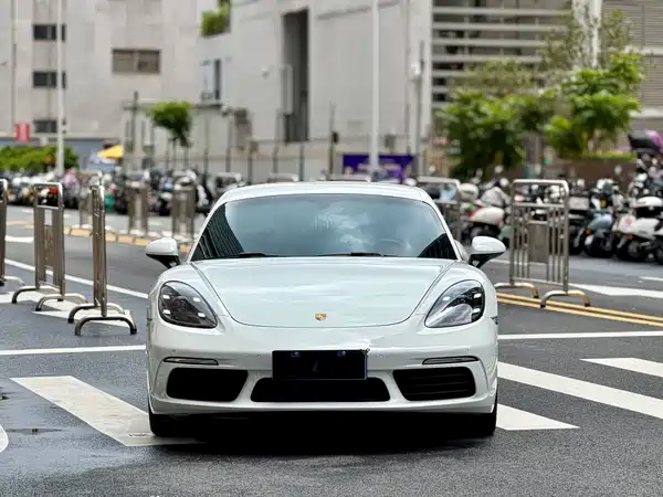 Porsche 718 2020