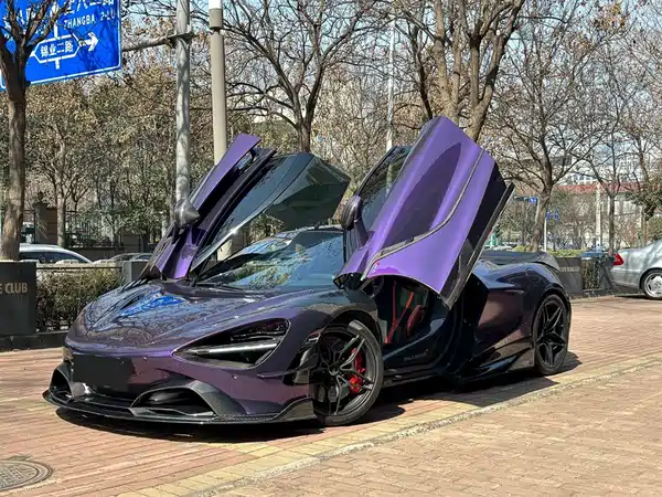 McLaren 720S 2018