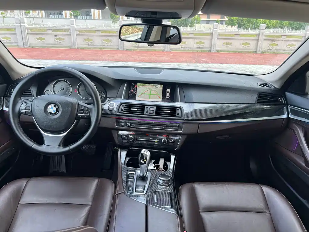 BMW 5 Series 2015 — фото 5