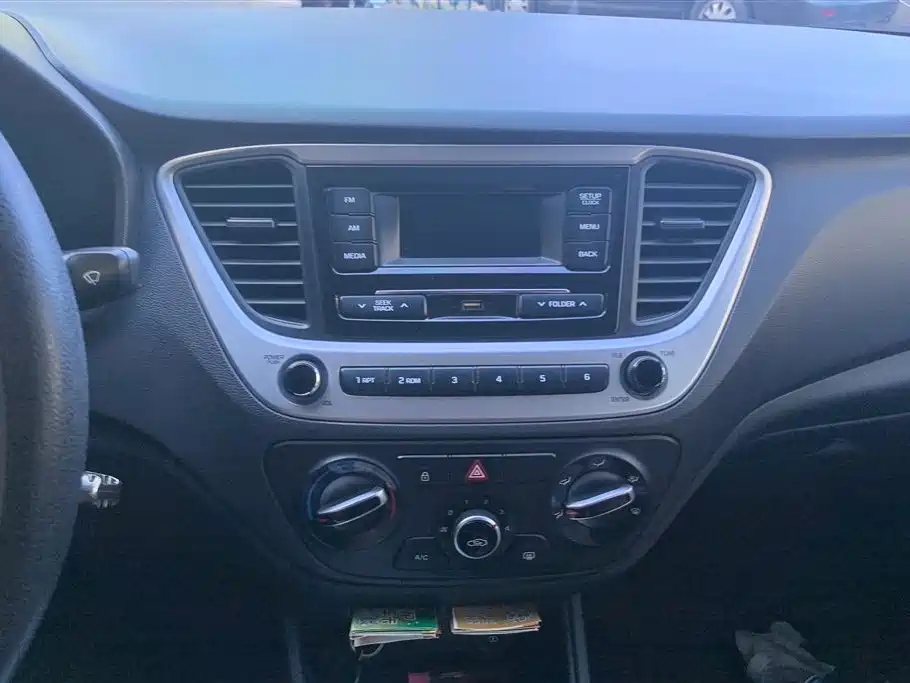 Hyundai Verna 2020 — фото 13