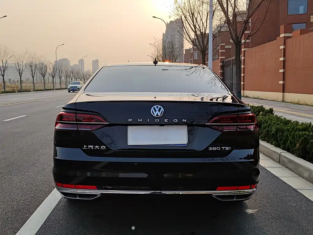 Volkswagen Phideon 2020 — фото 30