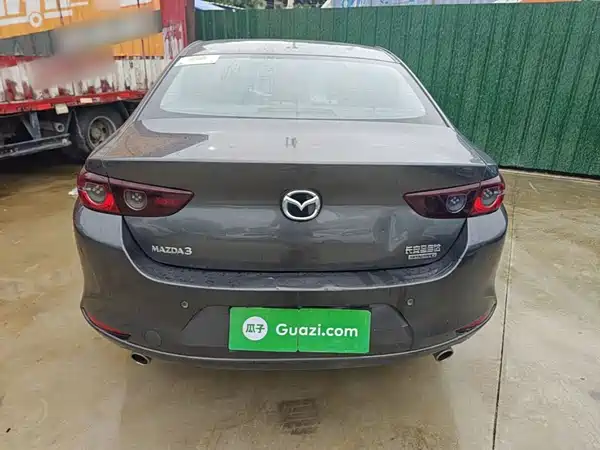 Mazda 3 Axela 2023