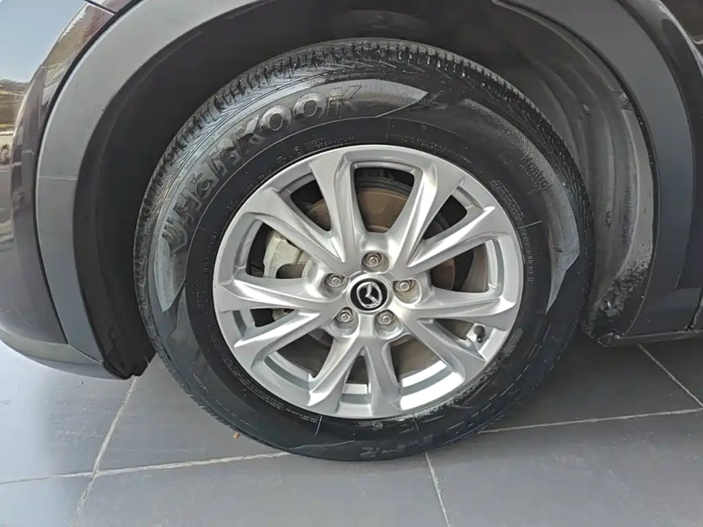 Mazda CX-4 2018 — фото 23