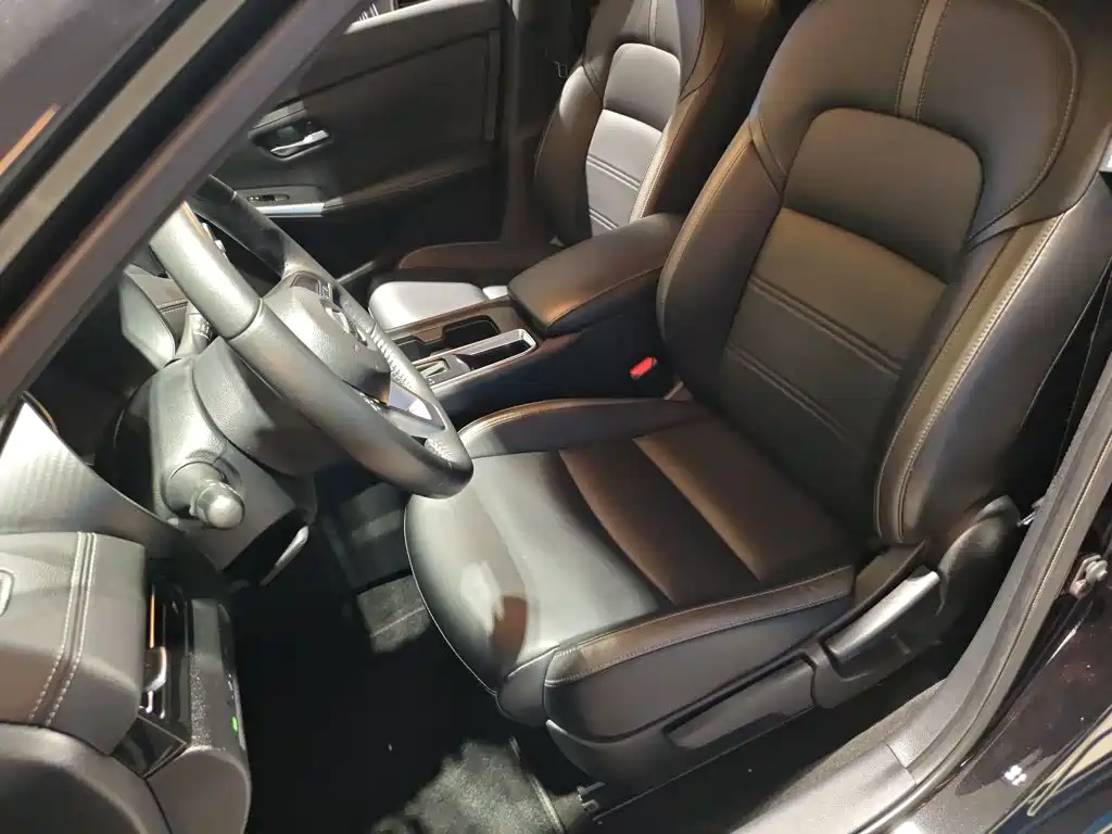 Nissan Sylphy 2021 — фото 11