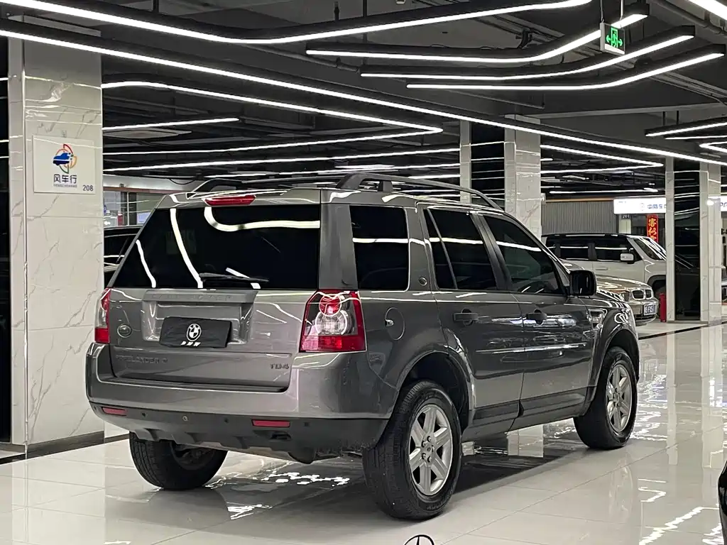 Land Rover Freelander 2 2010 — фото 4