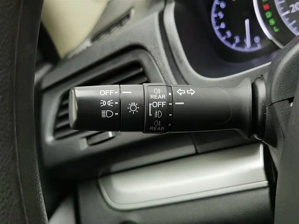 Honda CR-V 2015 — фото 21