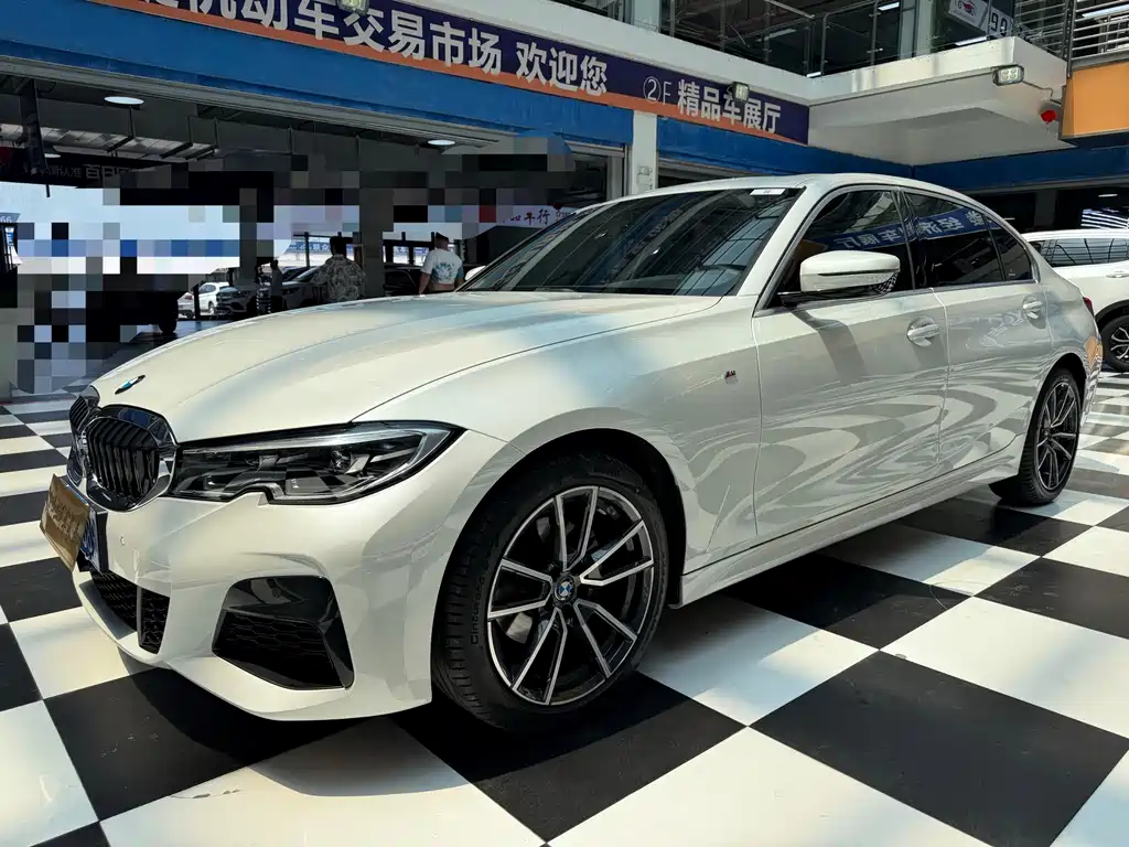 BMW 3 Series 2022