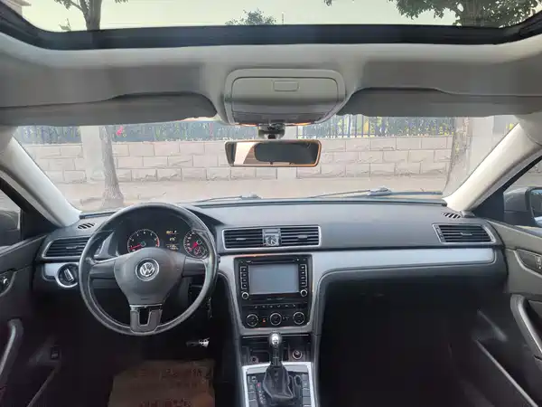 Volkswagen Passat 2014