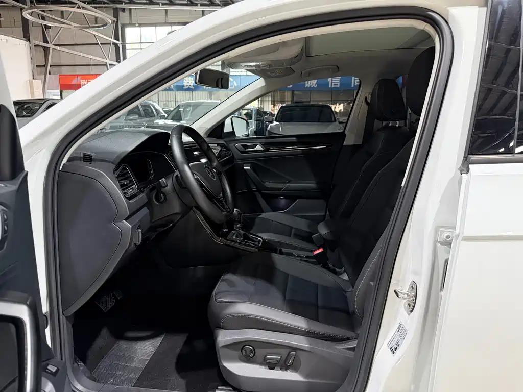 Volkswagen T-Roc 2022