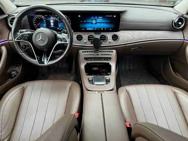 Mercedes-Benz E-Class 2021