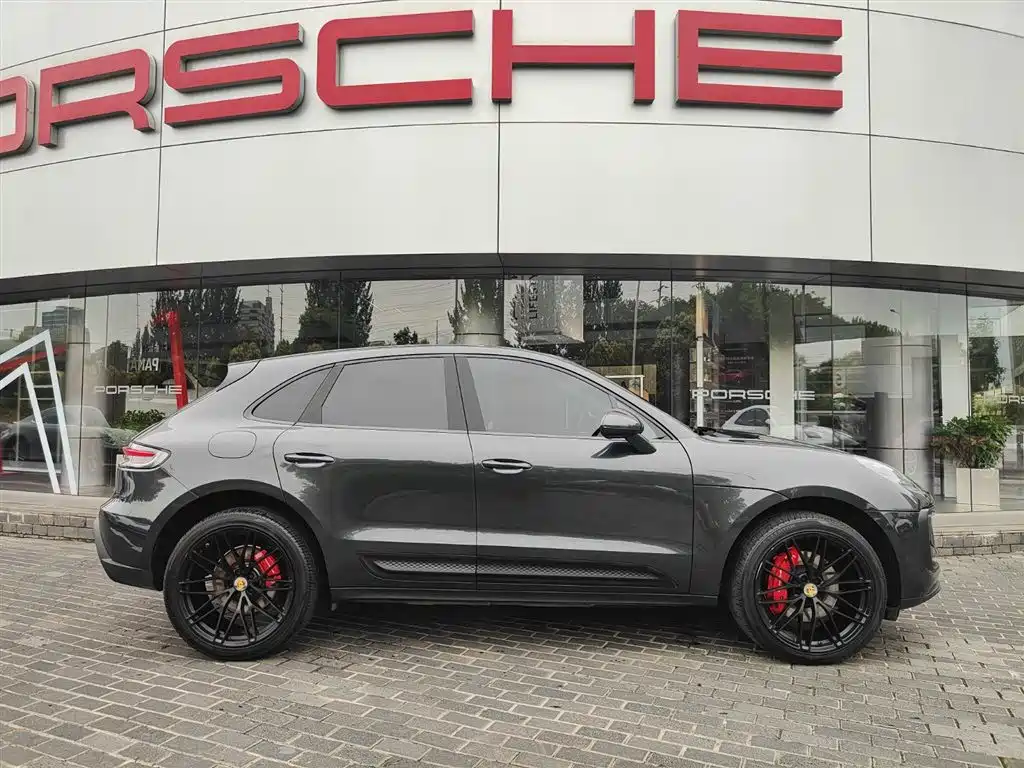Porsche Macan 2024 — фото 15