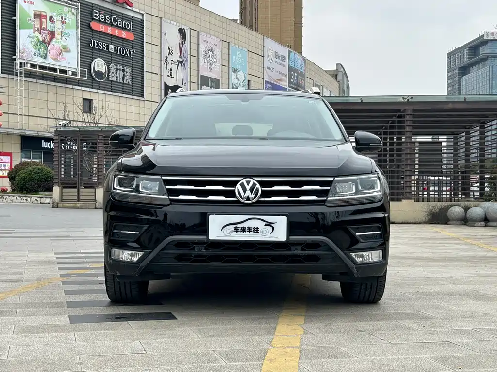 Volkswagen Tiguan L 2019 — фото 2