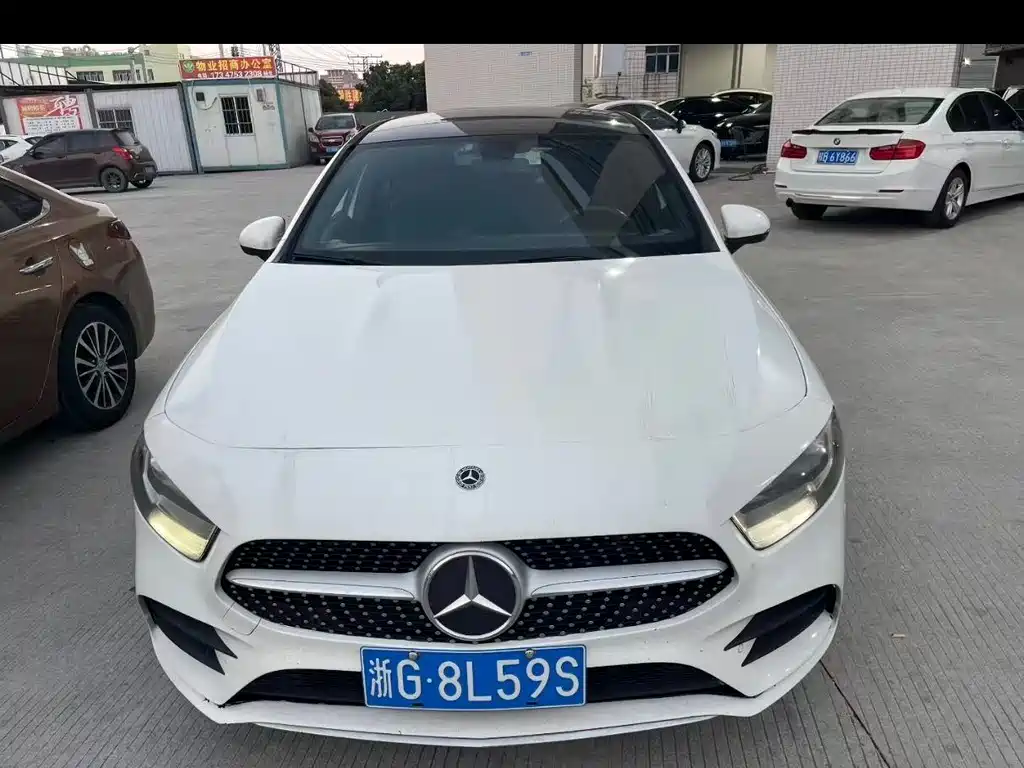 Mercedes-Benz A-Class 2019 — фото 5