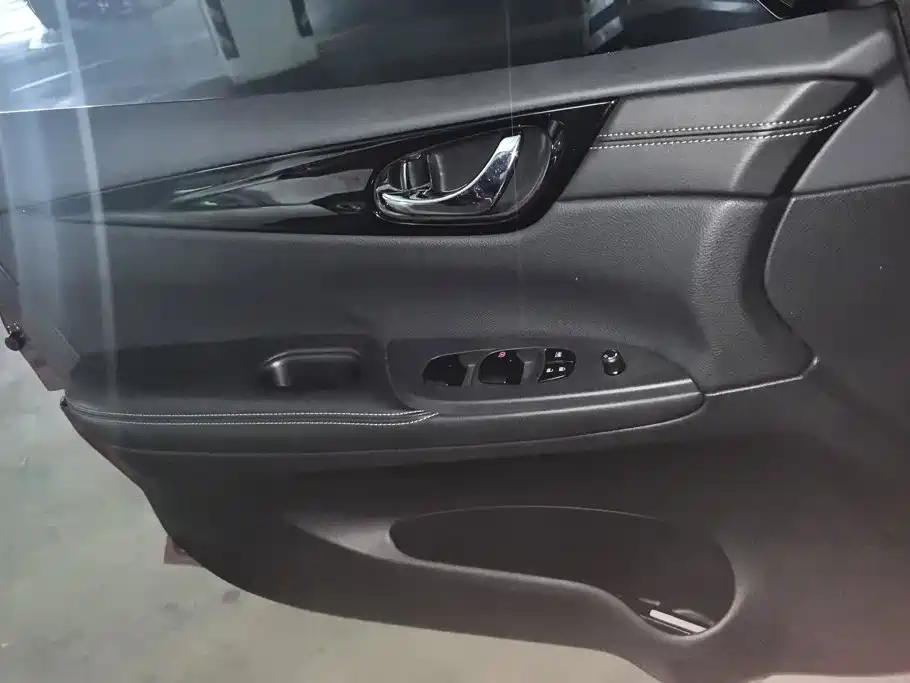 Nissan Tiida 2017