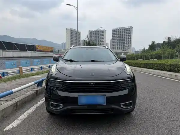 Lynk & Co 01 2019