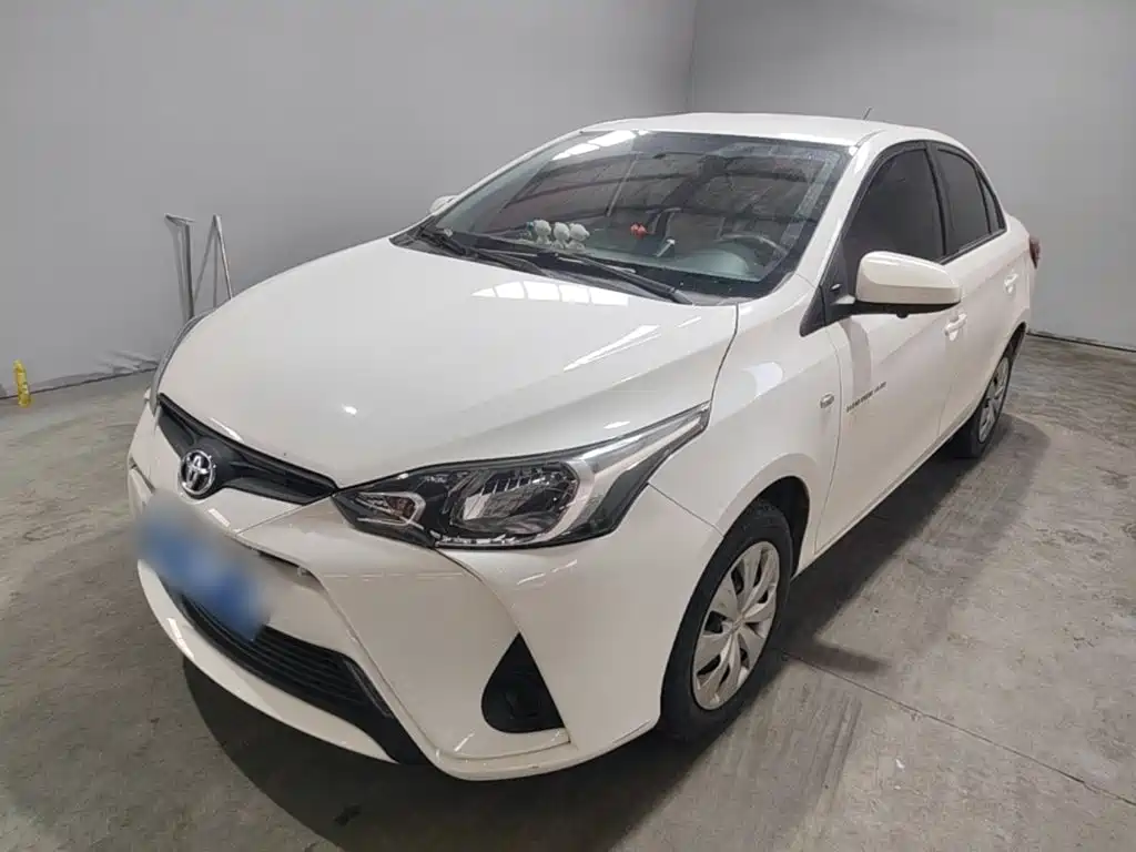 Toyota Yaris L 2019