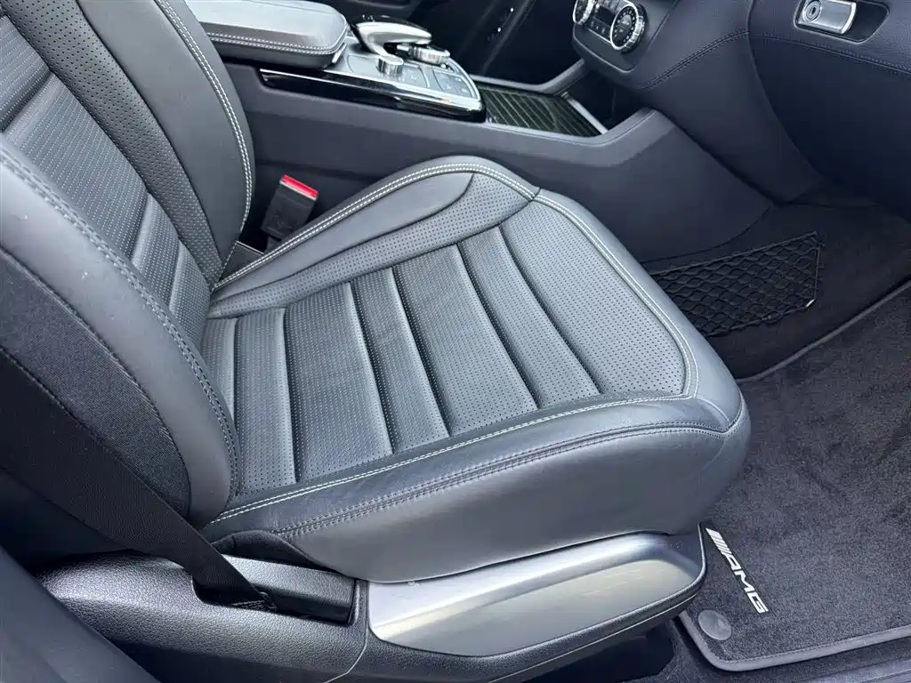 Mercedes-Benz GLS AMG 2019 — фото 19