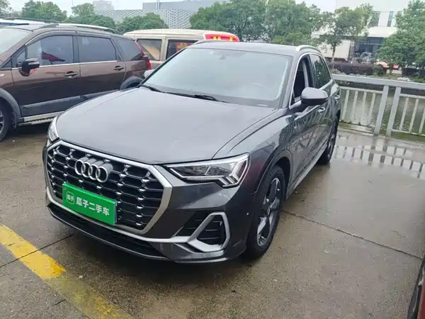 Audi Q3 2021