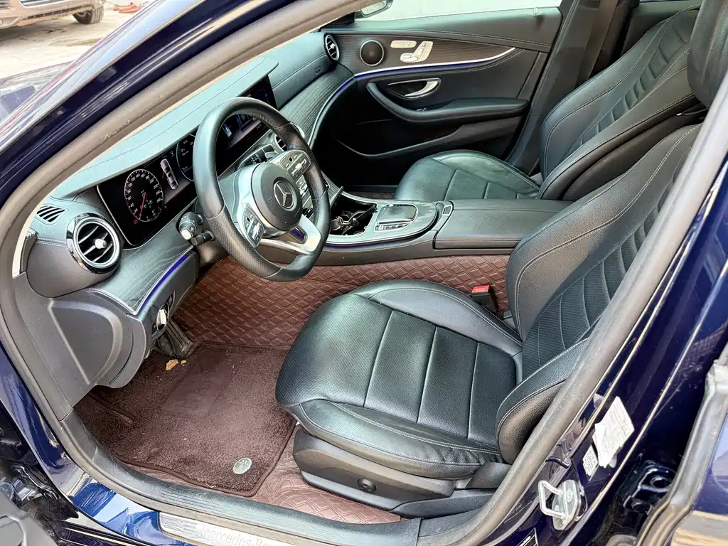 Mercedes-Benz E-Class 2019 — фото 9