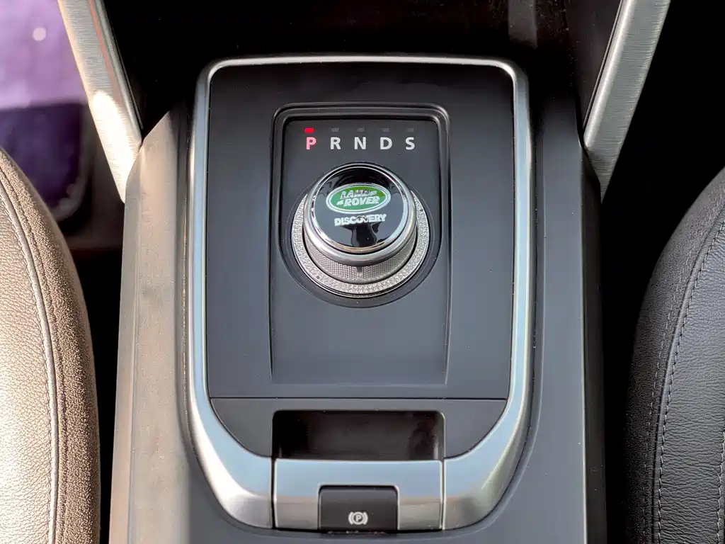 Land Rover Discovery Sport 2016 — фото 10