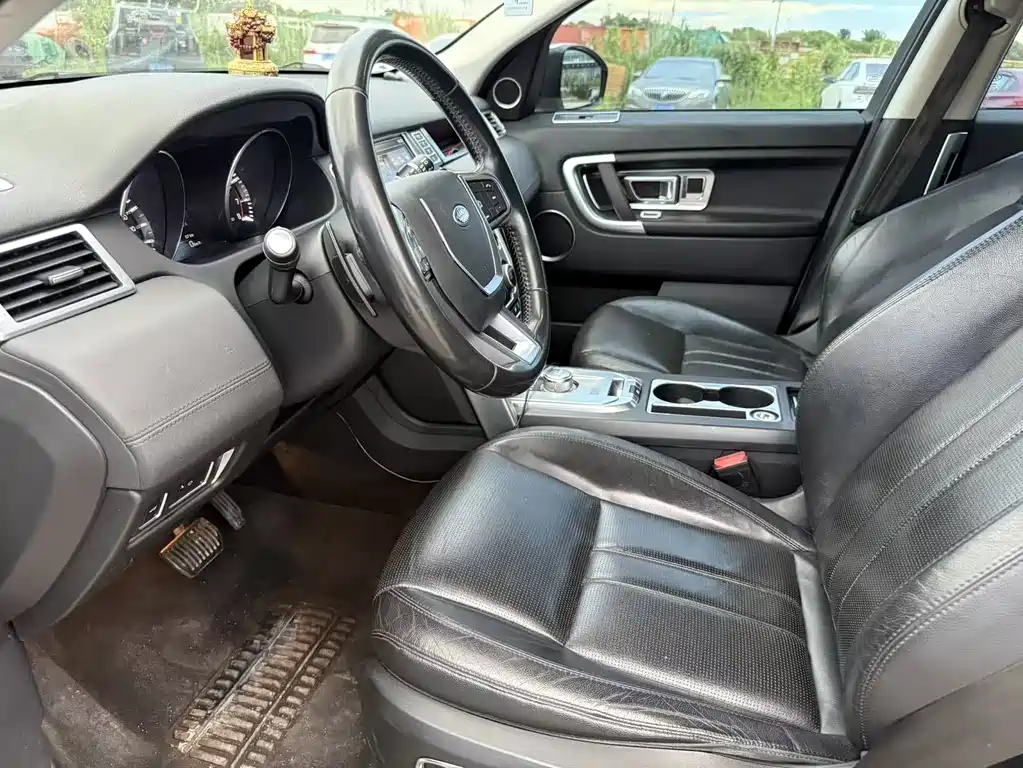 Land Rover Discovery Sport 2015
