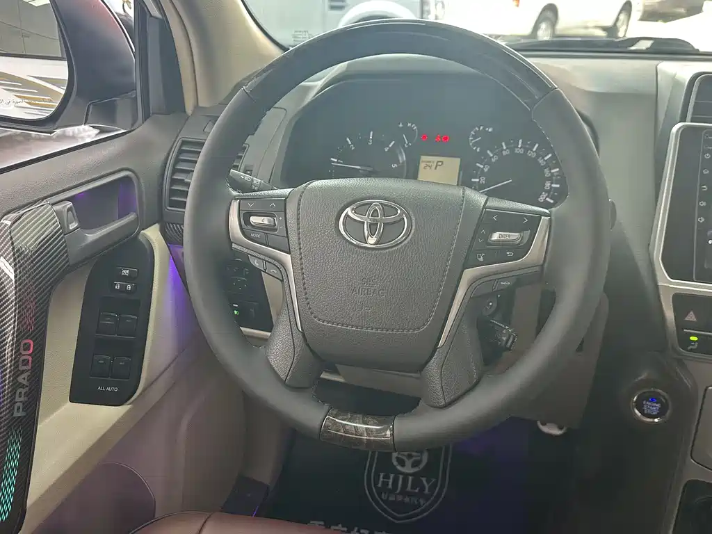 Toyota Prado 2019 — фото 26