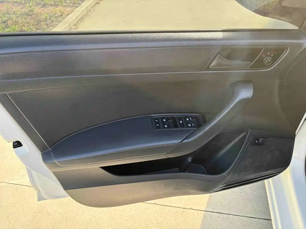Volkswagen Santana 2021