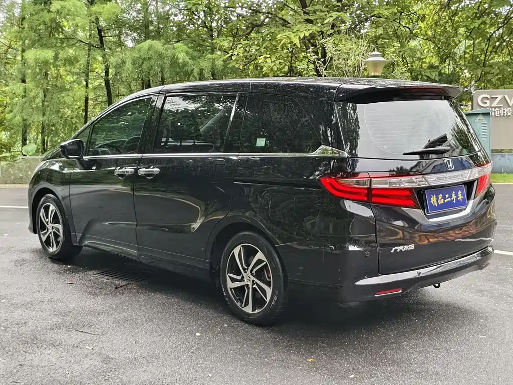 Honda Odyssey 2017 — фото 5