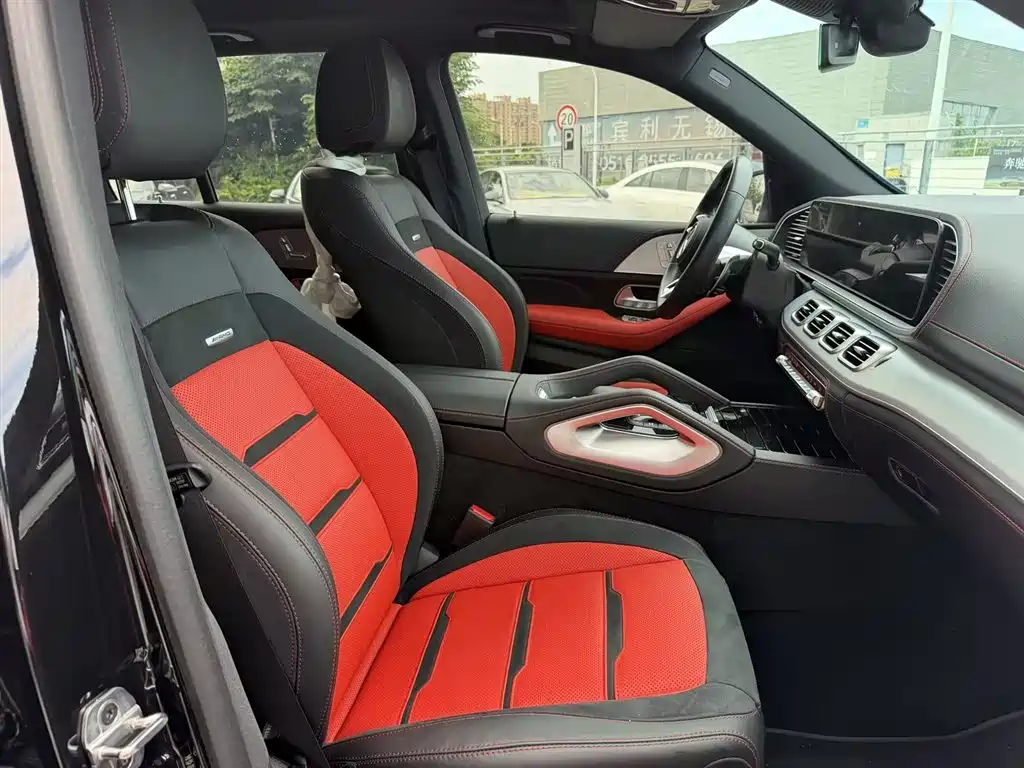 Mercedes-Benz GLE AMG 2026 — фото 15