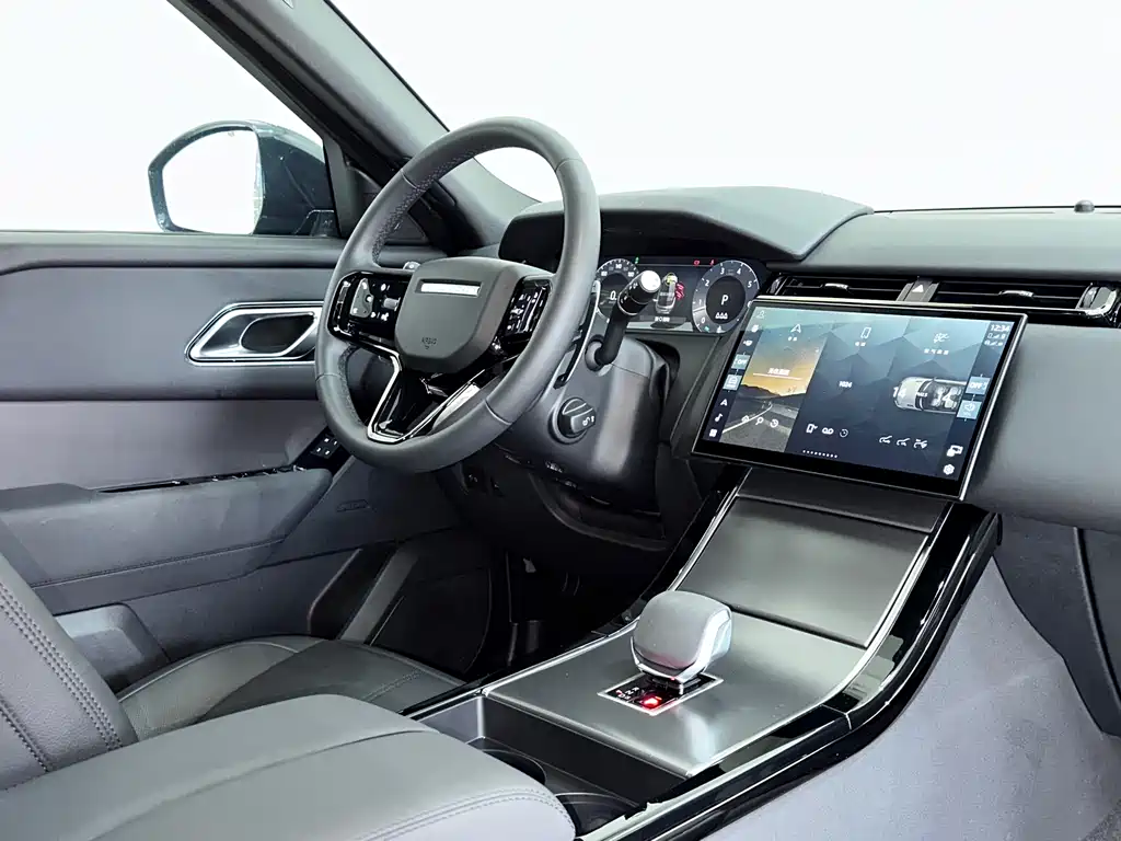 Land Rover Velar 2024 — фото 15