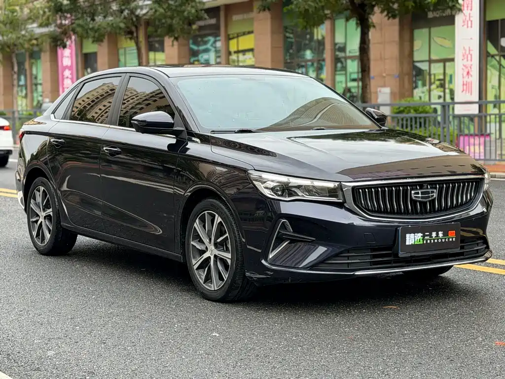 Geely Emgrand 2023