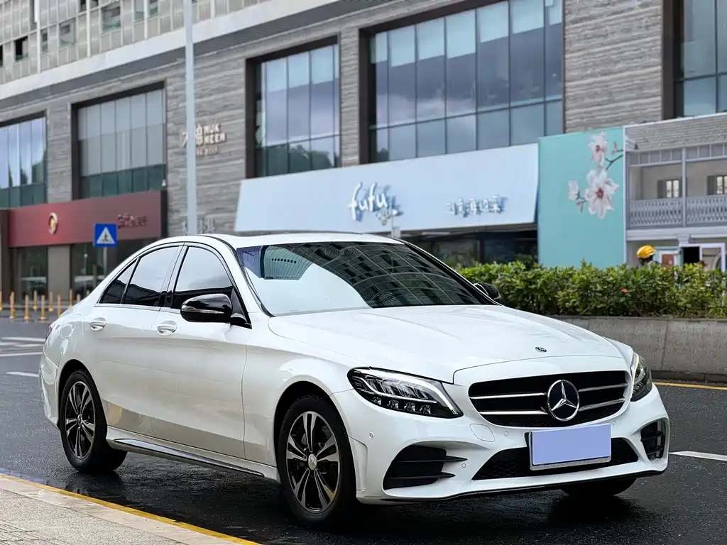 Mercedes-Benz C-Class 2019