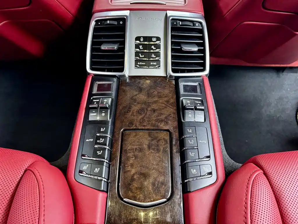 Porsche Panamera 2016 — фото 22