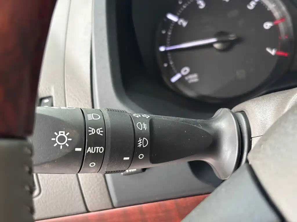 Toyota Prado 2018 — фото 18