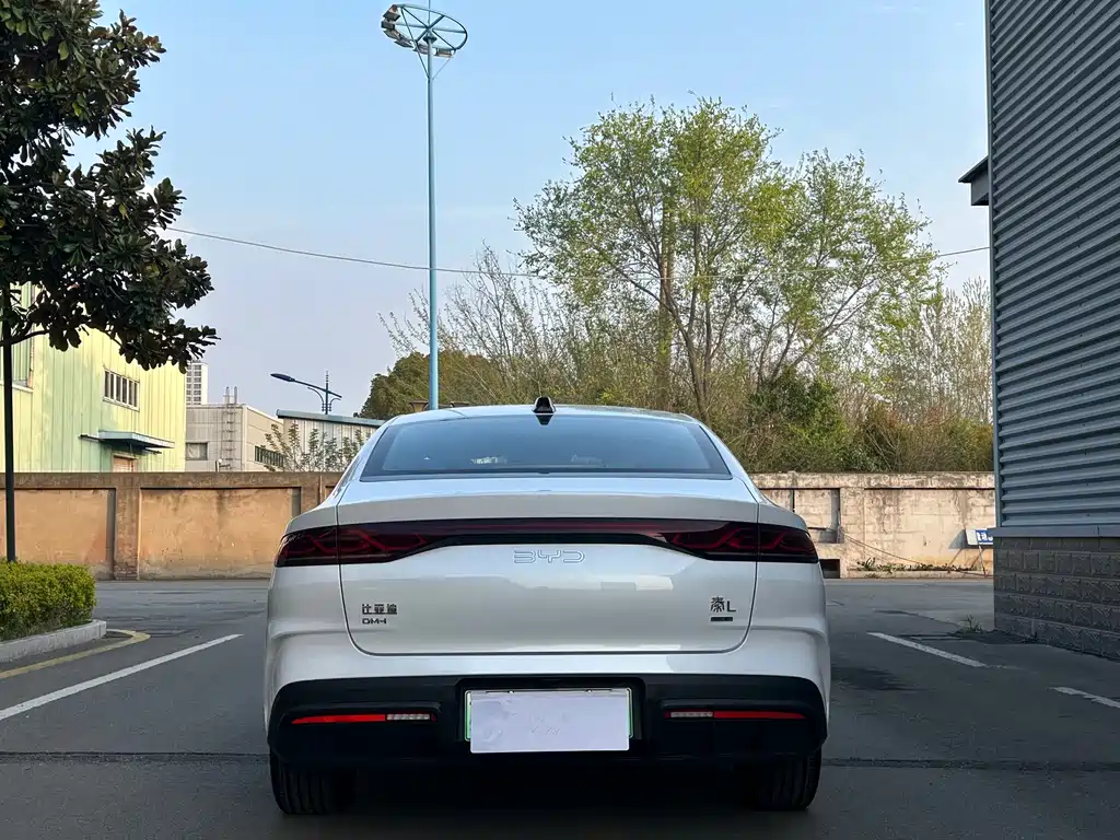 BYD Qin L 2025 — фото 4