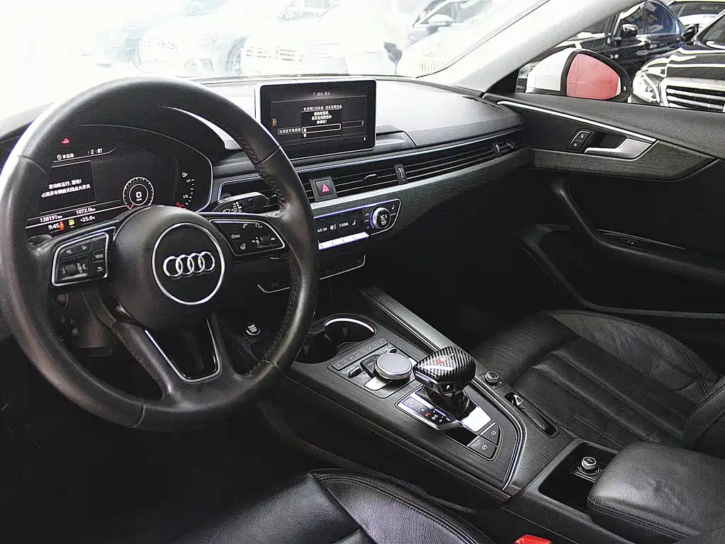 Audi A4L 2017 — фото 5