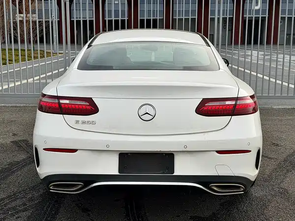 Mercedes-Benz E-Class 2023