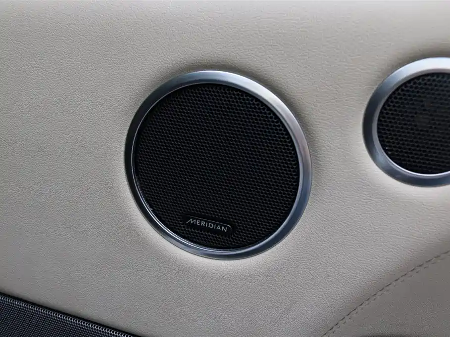 Land Rover Sport 2015 — фото 16