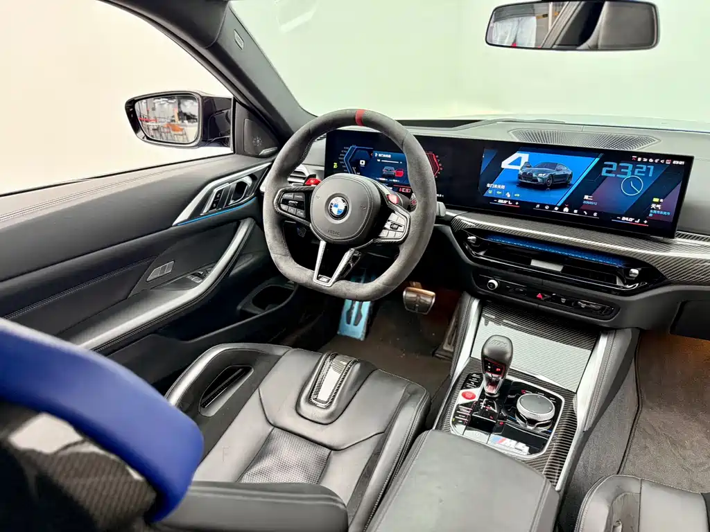 BMW M4 2025 — фото 8