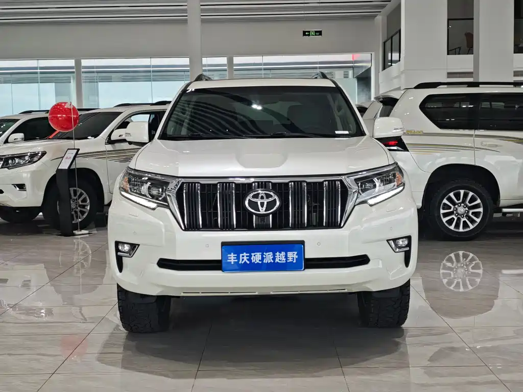 Toyota Prado 2018 — фото 2