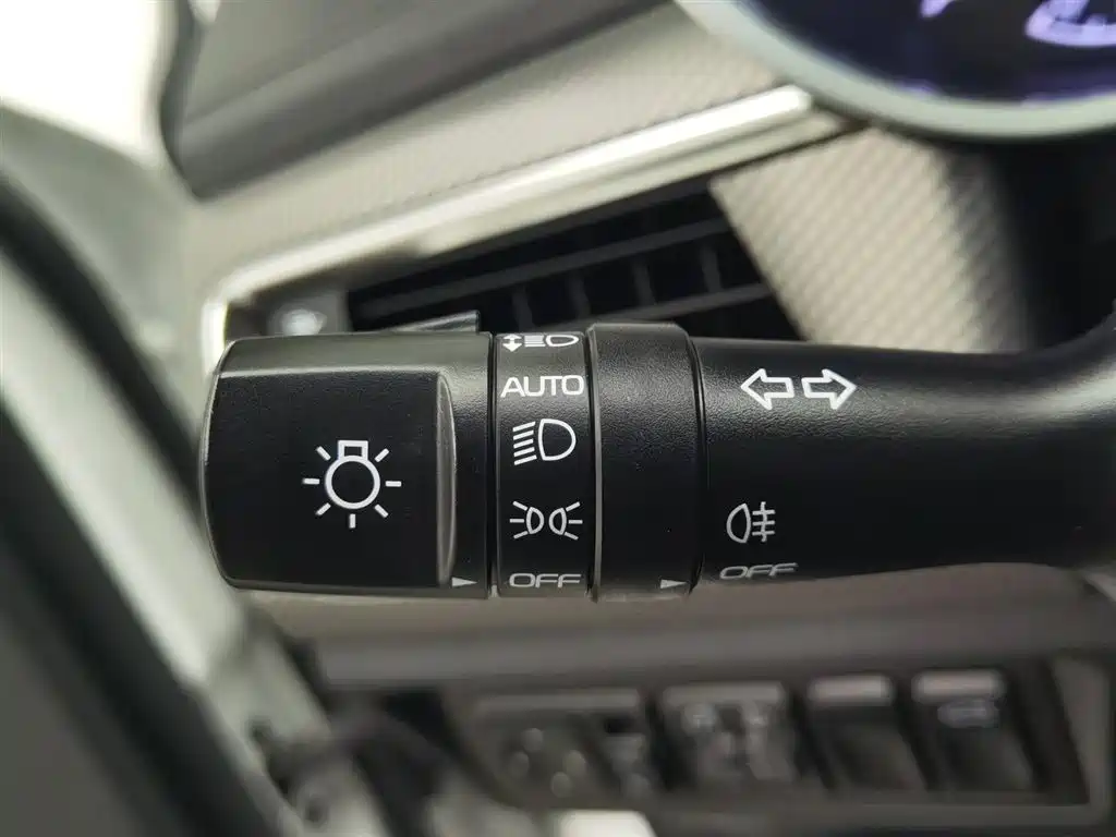 Geely Emgrand GS 2016 — фото 21