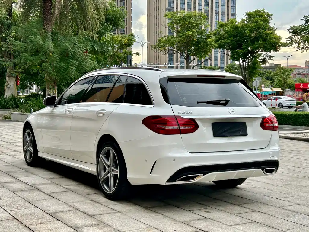 Mercedes-Benz C-Class 2017 — фото 4