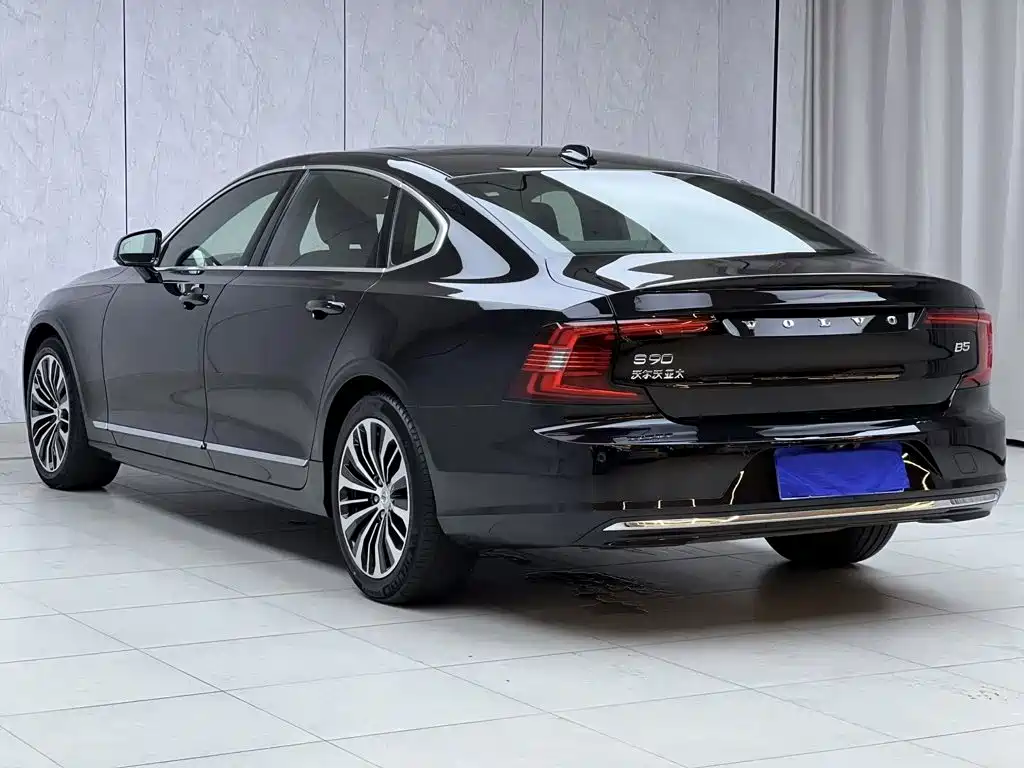 Volvo S90 2024 — фото 10