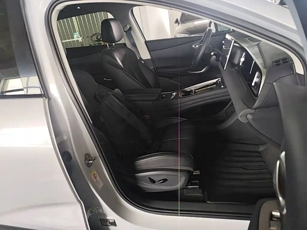 BYD Sealion 05 EV 2025 — фото 25
