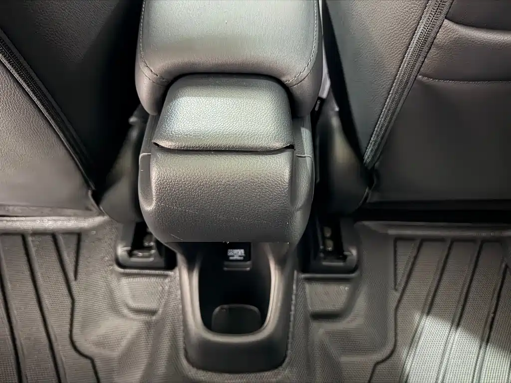 Honda Vezel 2022 — фото 13