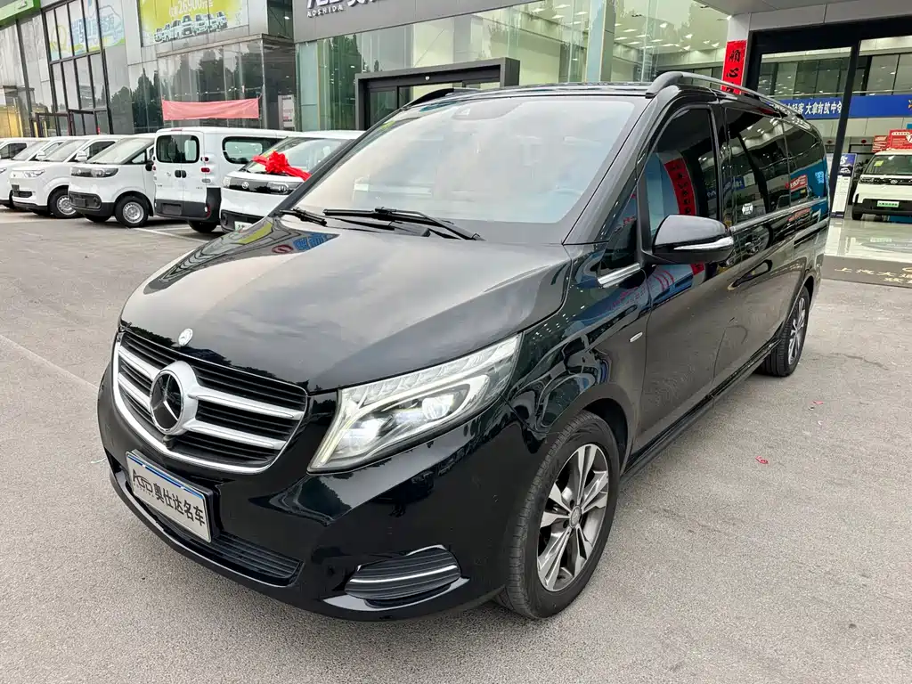 Mercedes-Benz V-Class 2016